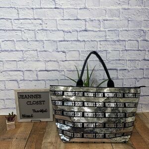 VICTORIAS SECRET Limited Edition Black & Silver Sequin Tote Bag $68